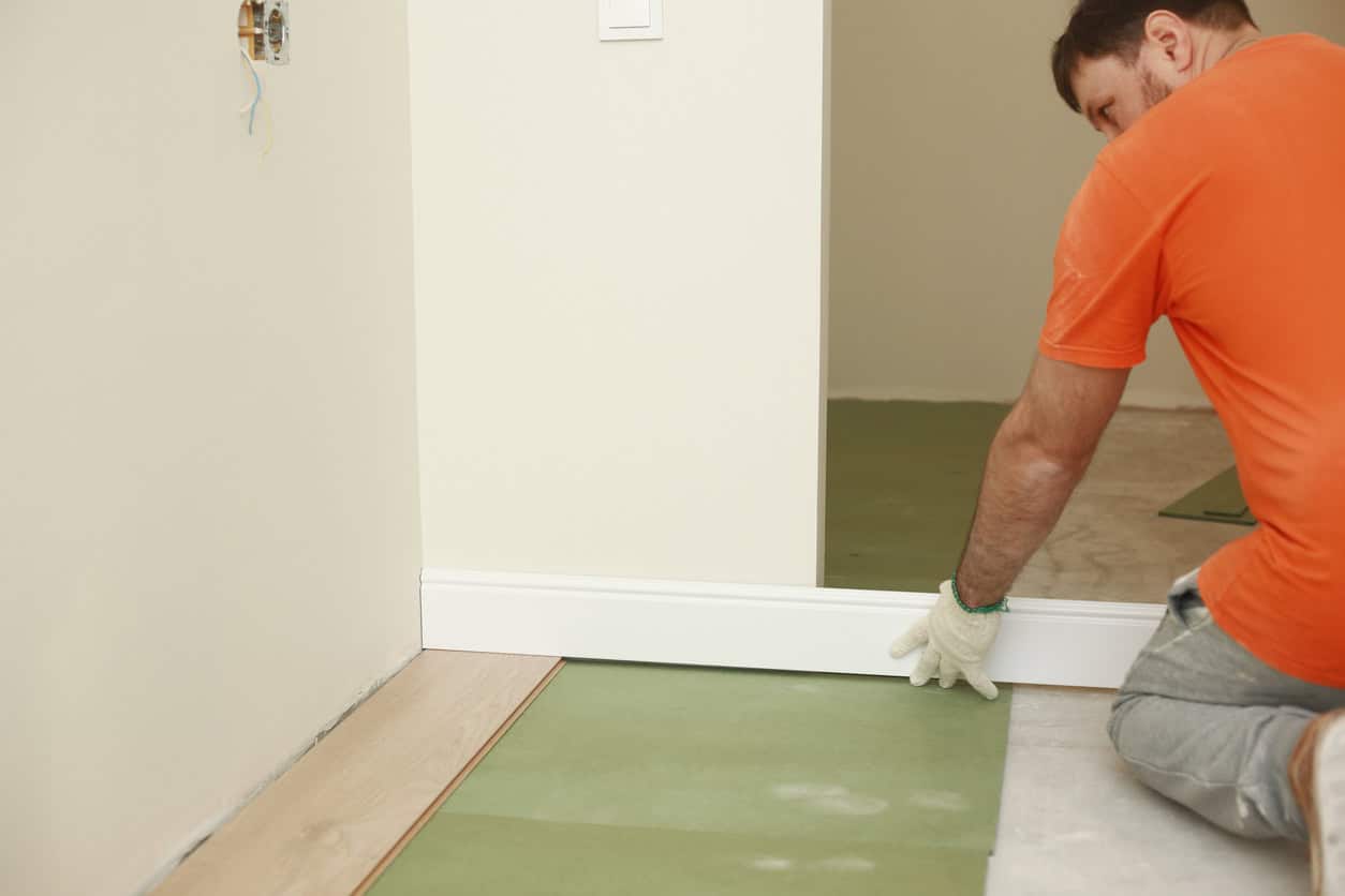 painting baseboard trim